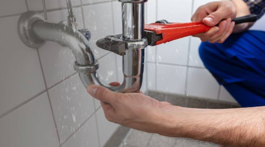 Local expert plumbing services in Adrian, MO